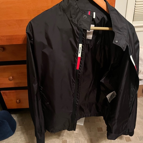 Like new- Moncler Wimereux Giubbotto Jacket - Picture 3 of 7